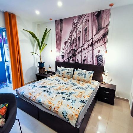 Evolve Coliving Guesthouse Σλιέμα Δωμάτιο φωτογραφία