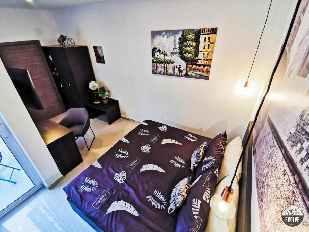 Evolve Coliving Guesthouse Σλιέμα Εξωτερικό φωτογραφία