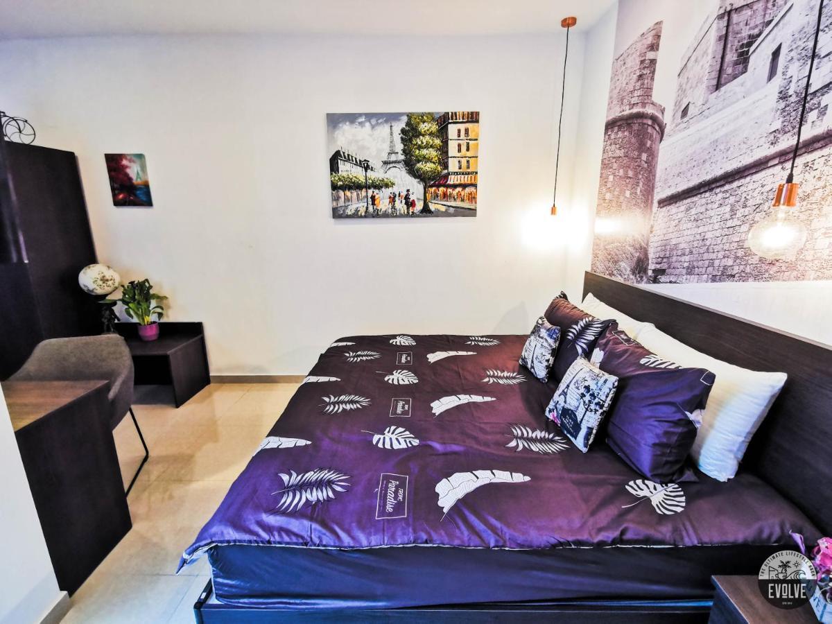 Evolve Coliving Guesthouse Σλιέμα Εξωτερικό φωτογραφία